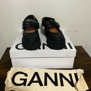 Ganni Black Flats Sleek Loafers